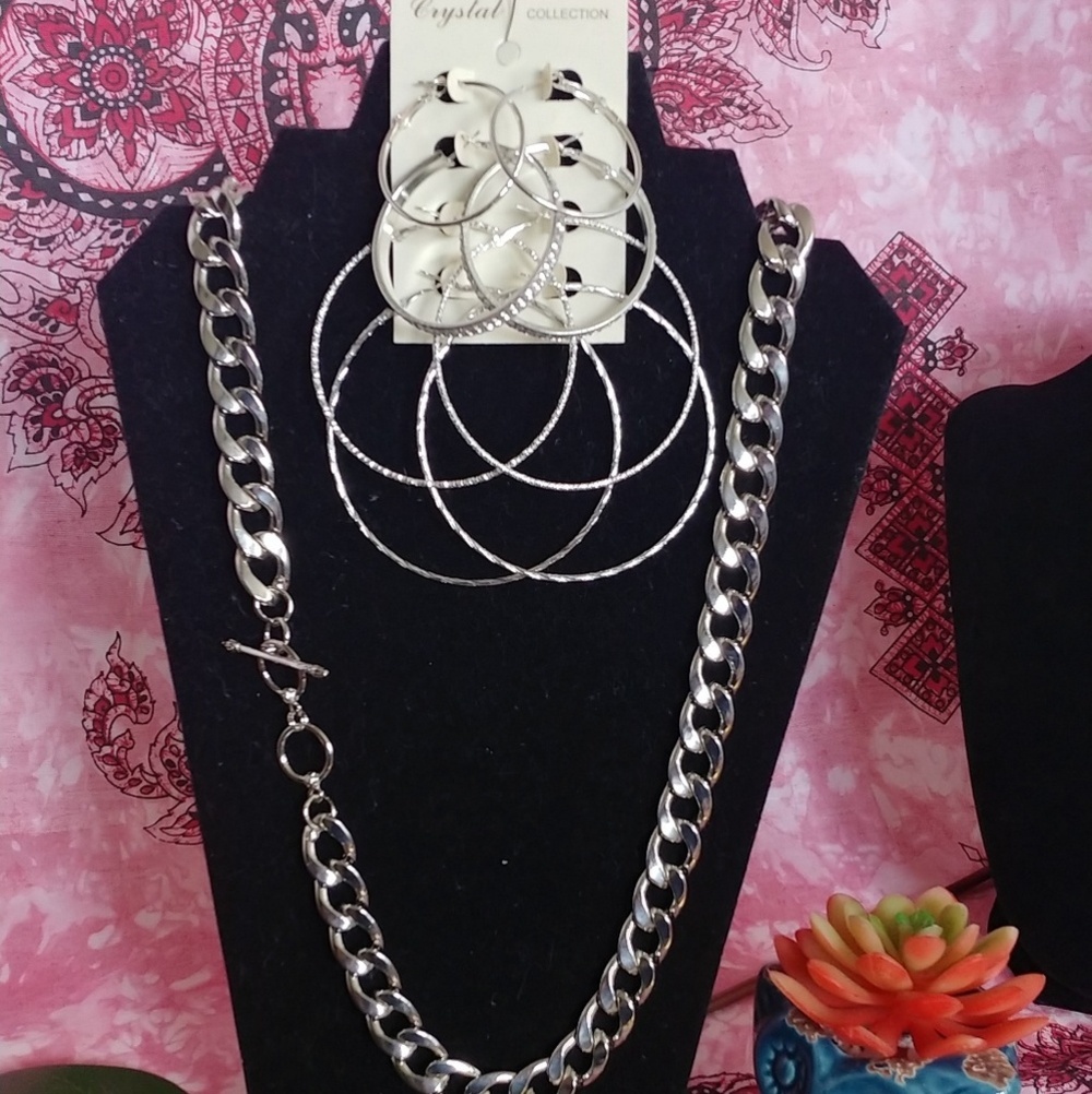 Chunky Silver Cuban Link Chain & Hoop Earrings